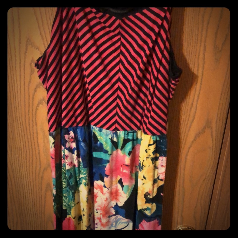 Plus size maxi dress